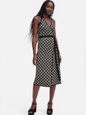 NWT Diane Von Furstenburg x Target Knit Wrap Dress, Size Small